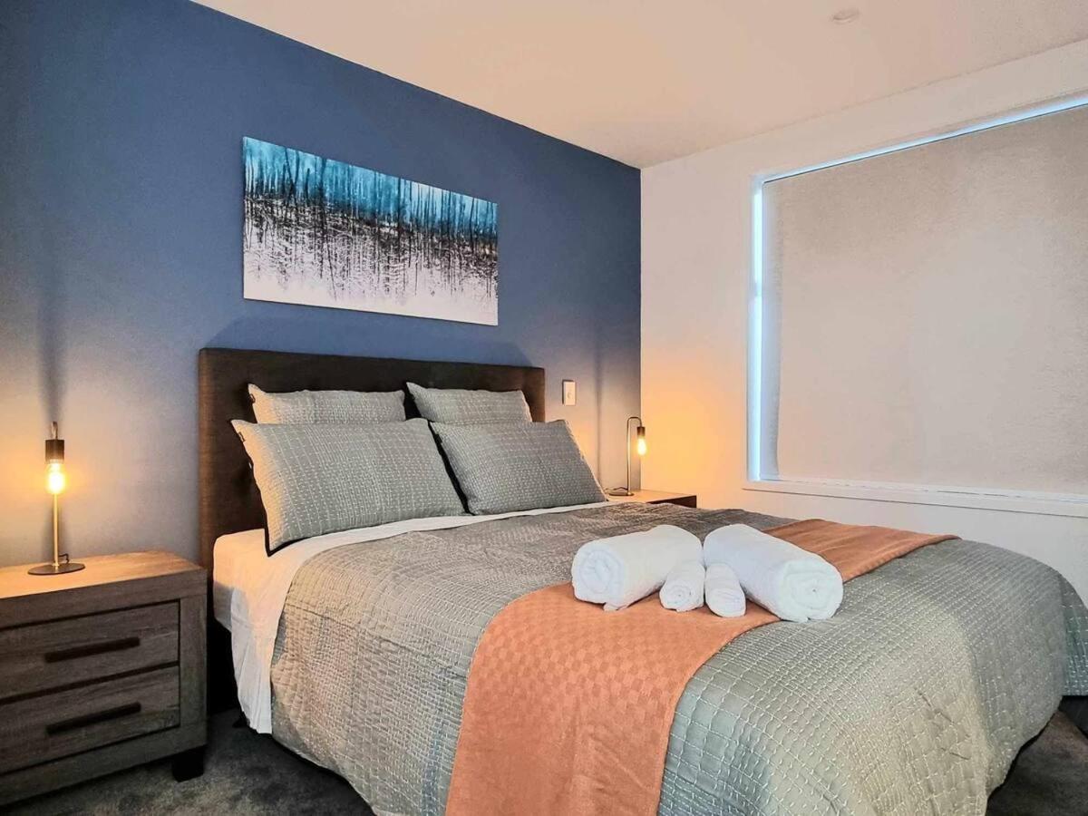 Elegant Cbd Apartment ไครสต์เชิร์ช ภายนอก รูปภาพ